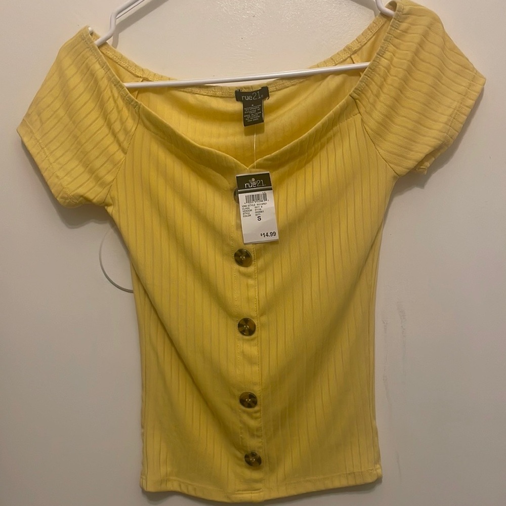 Rue 21 Crop Top